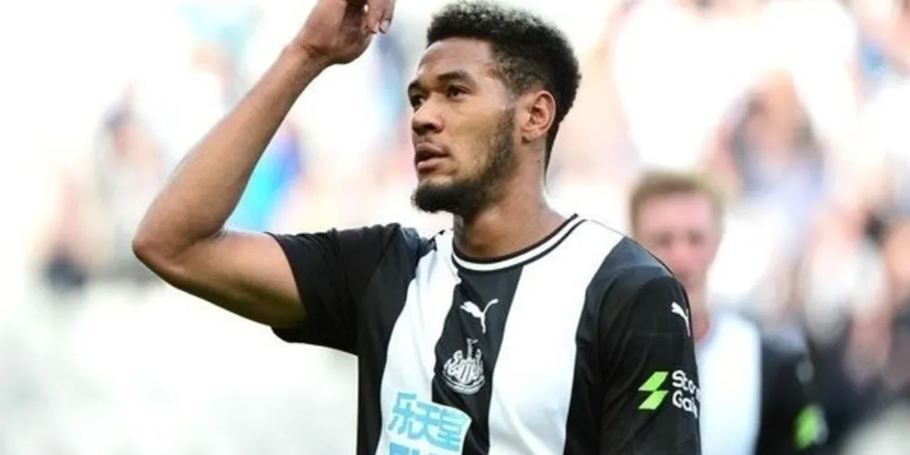 Quem abre a lista de jogadores com o pior domínio de bola na Europa é o brasileiro Joelinton