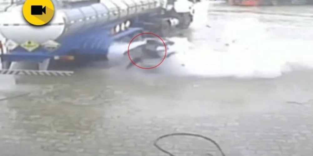 Imagem ilustrativa da imagem Pneu estoura e borracheiro é arremessado pelos ares