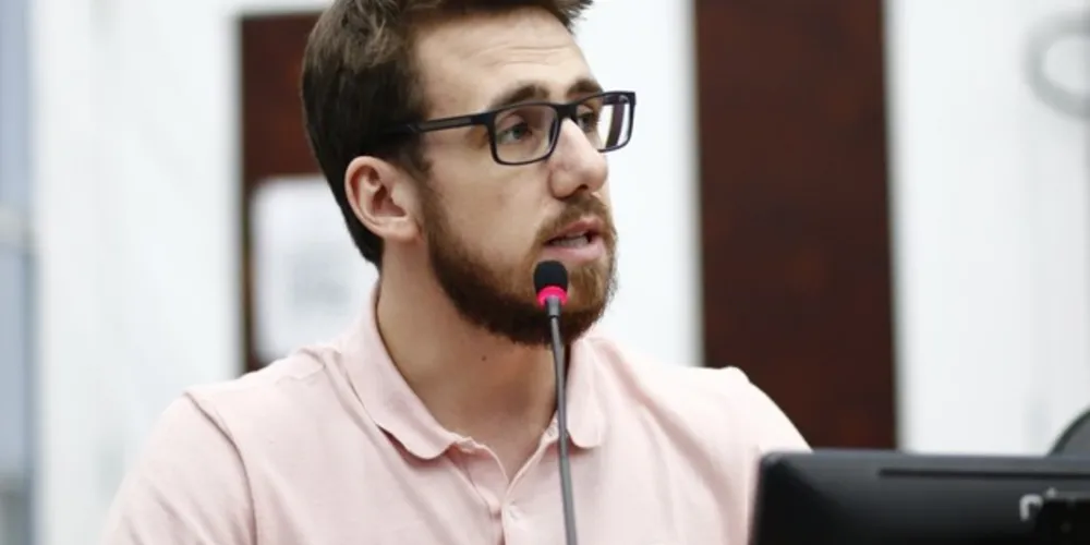 Imagem ilustrativa da imagem Stocco quer auxílio sobre primeiros socorros a pais de recém-nascidos