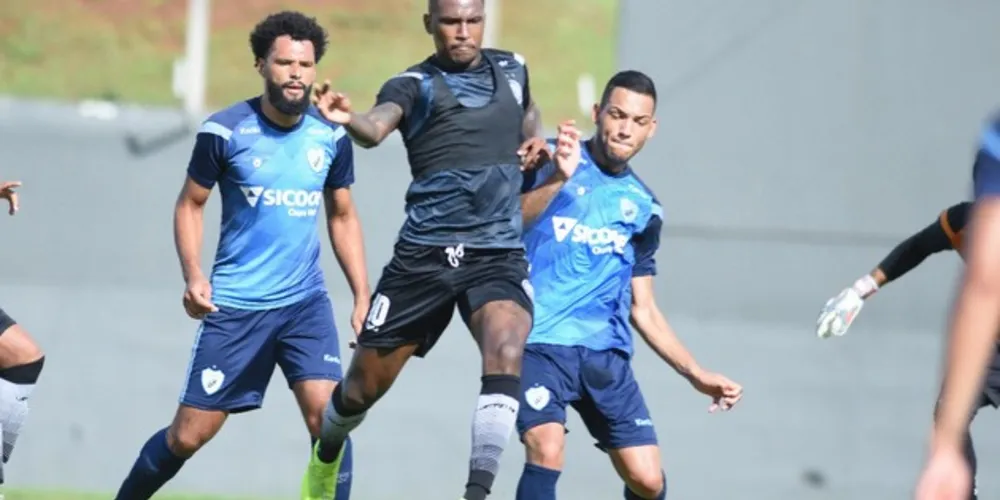 Os gols da partida foram marcados por Danilo e Augusto para o time da casa e Douglas Coutinho descontou para o Fantasma