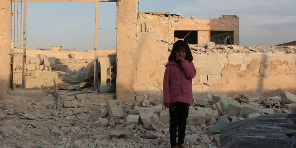 De acordo com a ONG, quase 300 mil pessoas foram obrigadas a abandonar os locais de residência, sendo que muitas áreas ficaram vazias