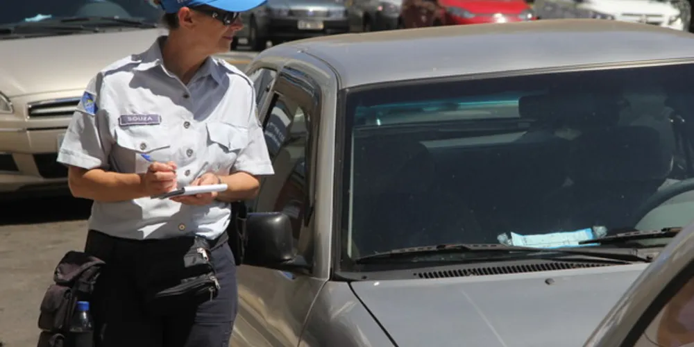 Imagem ilustrativa da imagem Justiça avalia retorno dos blocos de papel no EstaR