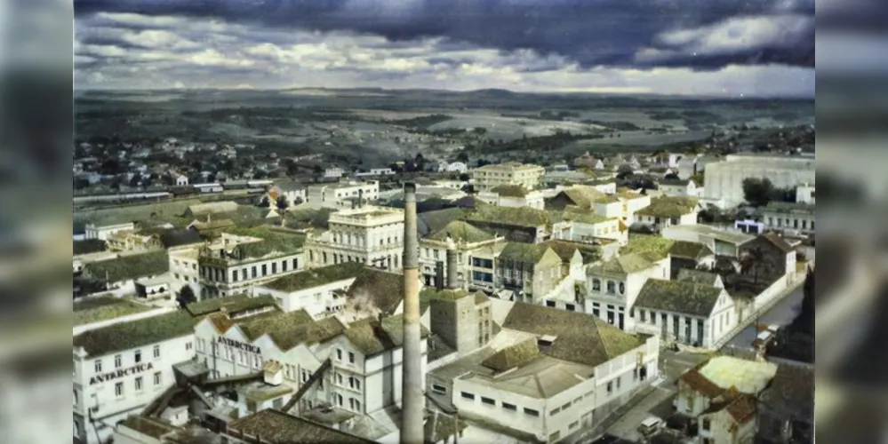 Em cerca de 20 minutos, as fotos em preto e branco ganham cor e mais alegria