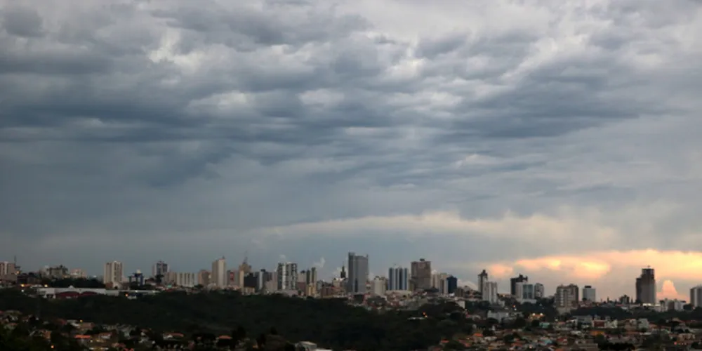 PG deverá ter pancadas de chuva das 12h às 18h