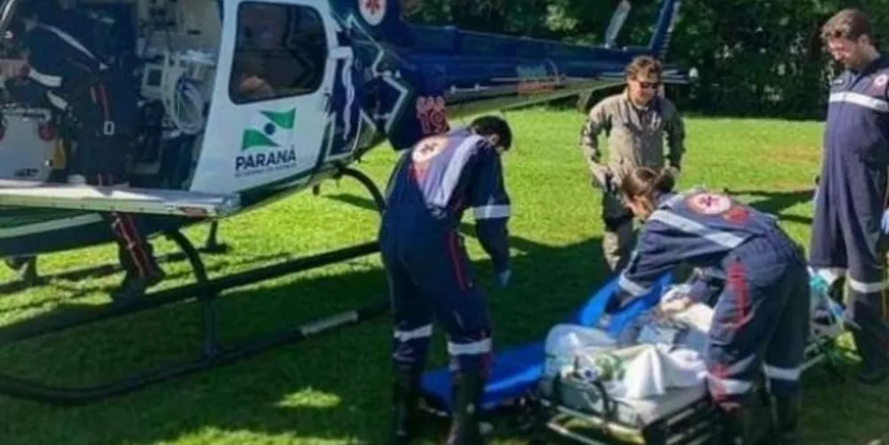 Vítima de afogamento é resgatada por helicóptero em parque aquático em Maringá