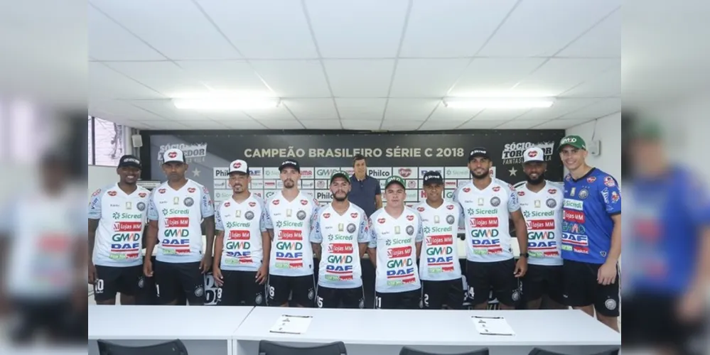 A estreia alvinegra acontece neste domingo, 18 horas, diante do Cascavel CR pelo Paranaense