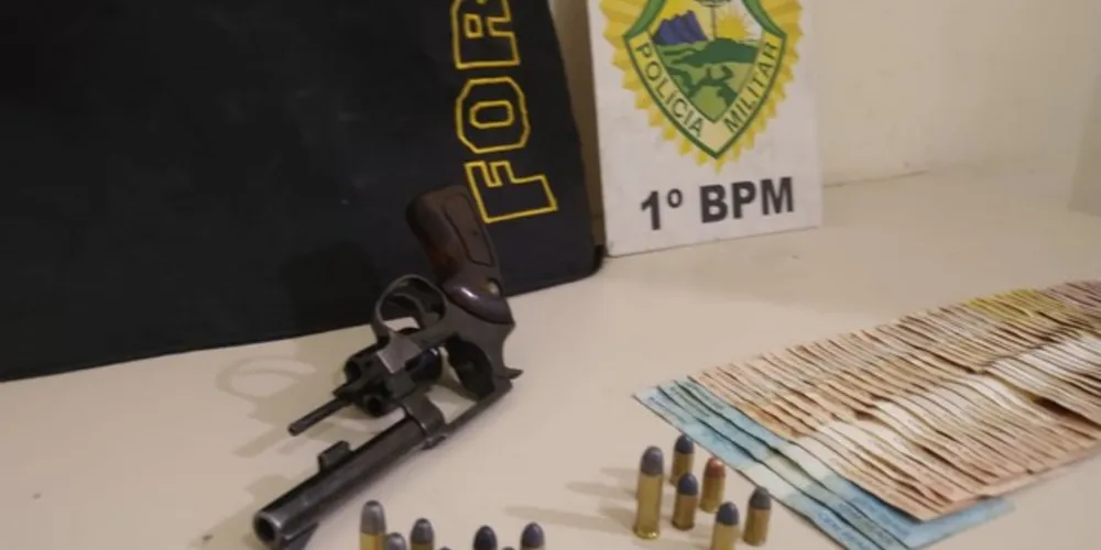 Material foi encontrado na casa do suspeito e foi entregue à Polícia Civil