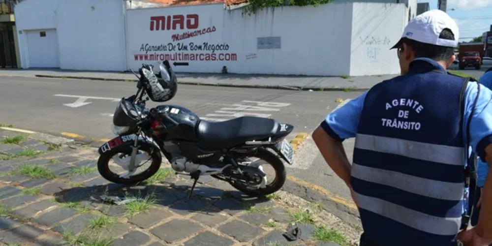 Imagem ilustrativa da imagem Motociclista se envolve em colisão na Nova Rússia