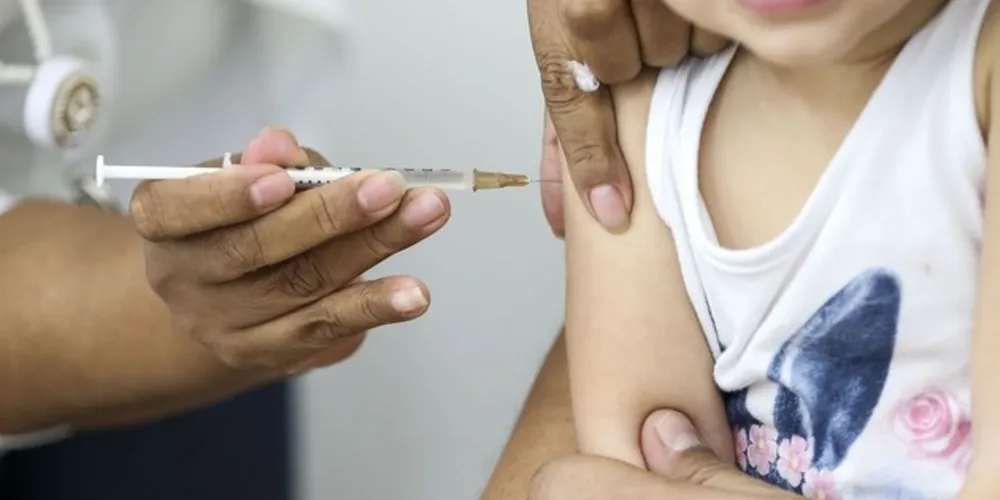 Orientação é para que população confira esquema vacinal