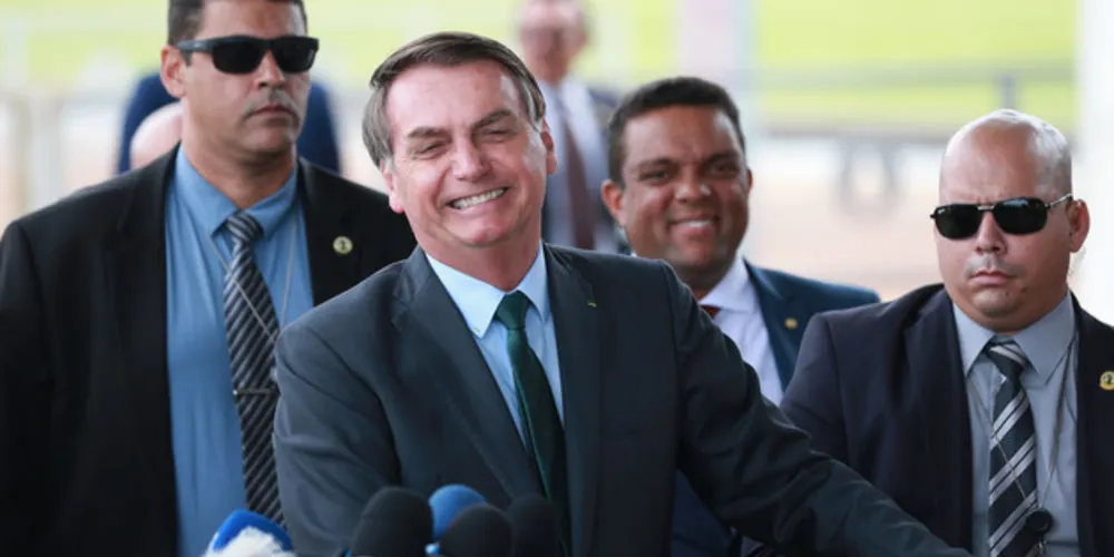 Durante a live o presidente também anunciou, ao lado do secretário de Cultura Roberto Alvim, o lançamento do Prêmio Nacional das Artes