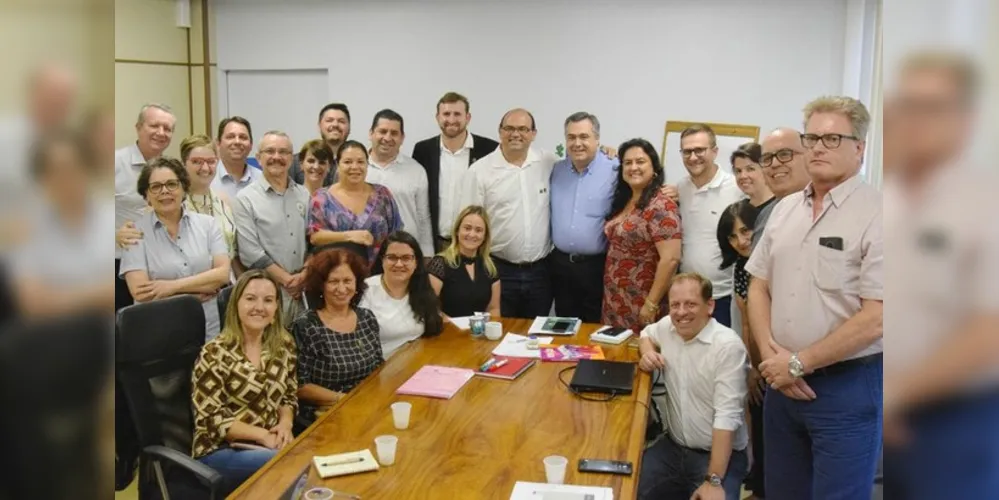A pactuação de um novo modelo de gestão da entidade, com uma sólida parceria com o Governo, foi uma das principais pautas do encontro