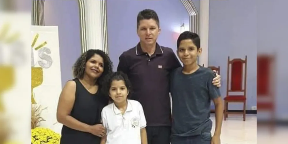 Jefferson, Sandra, Waleska, Gustavo e Gabriela morreram no acidente ocorrido na BR-277