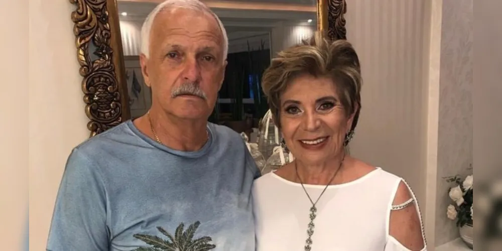 BODAS – Na próxima segunda-feira (20), o casal Lourival Schmidt e sua esposa Elizabeth Schmidt, celebra seus 47 anos de união. Essa feliz união regada a muito amor e cumplicidade, serve de inspiração para todos, ao construírem uma linda história familiar. Da coluna RC os votos de saúde e alegrias ao casal. 