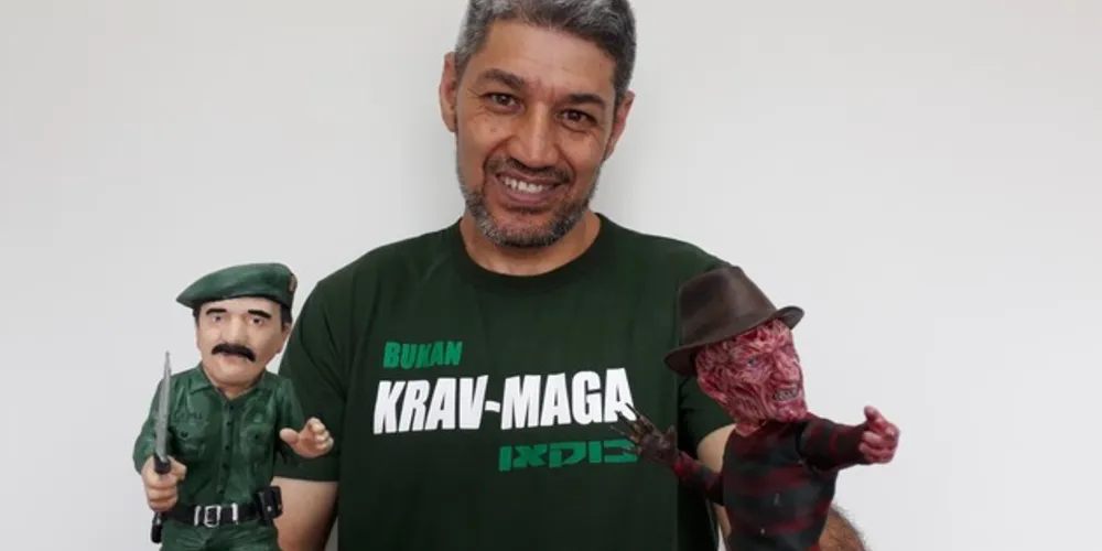 Em Ponta Grossa, o Jocimar usa as três impressoras que tem e o tempo livre para criar bonecos – miniaturas e chibis. 