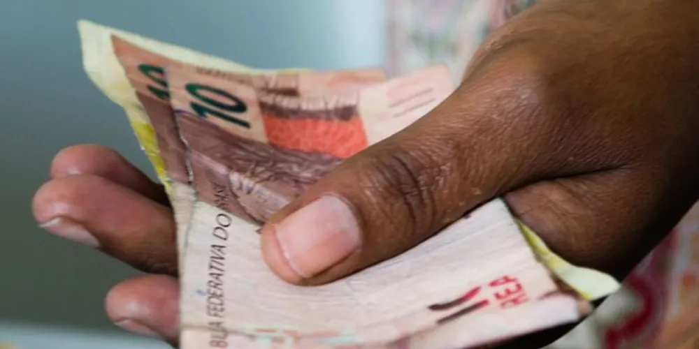 Mais de 60 milhões de brasileiros viraram o ano com contas em atraso e CPF restrito para compras e crédito