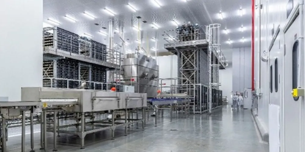 Nova máquina foi instalada na planta fabril do grupo de Ponta Grossa e já está em operação