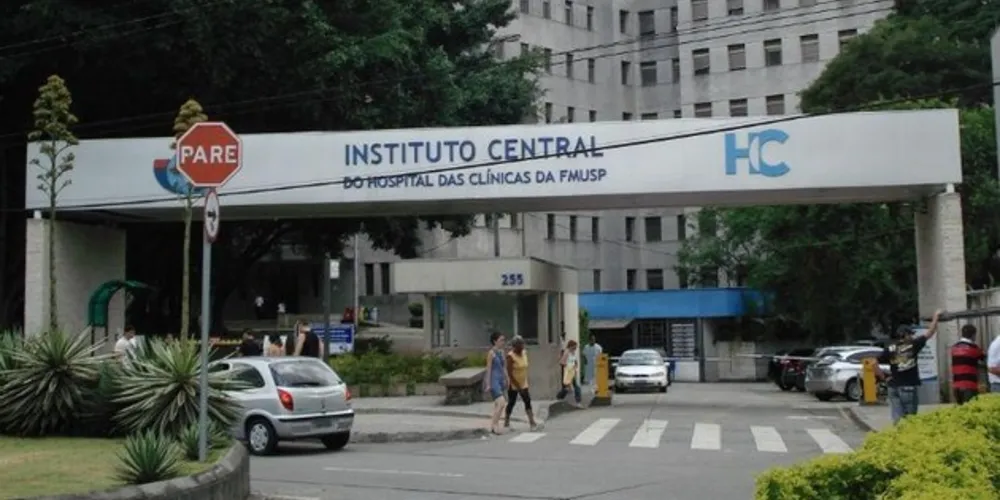 De acordo com o Ministério da Saúde, o paciente foi atendido em três hospitais de Eldorado (SP), Pariquera-Açu (SP) e São Paulo até morrer por complicações da doença no Hospital das Clínicas da Faculdade de Medicina da Universidade de São Paulo (HCFM-USP)
