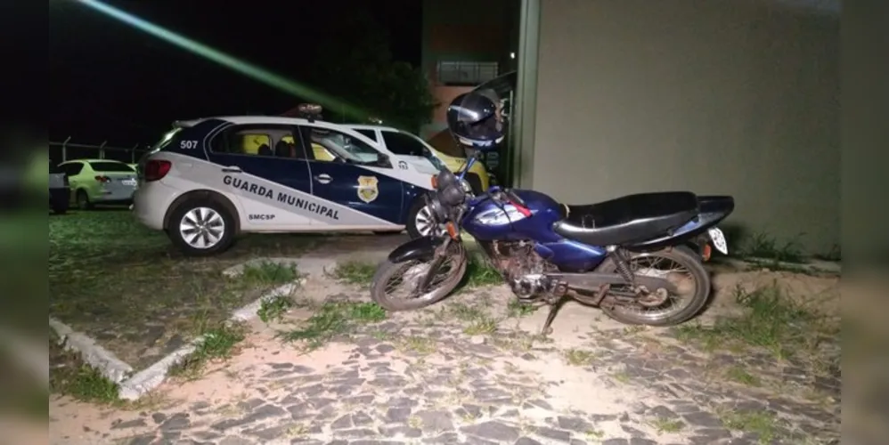 Motocicleta foi levada à 13ª SDP e passará por perícia antes de ser devolvida ao proprietário