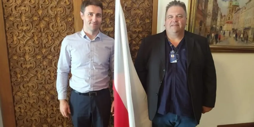 O secretário municipal de Indústria, Comércio e Qualificação Profissional (SMICQP), José Loureiro, realizou atividades referentes ao Programa de Qualificação Profissional (PQI) no Consulado Geral da República Tcheca, em São Paulo