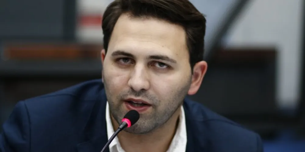 Felipe cumpre o primeiro mandato como vereador