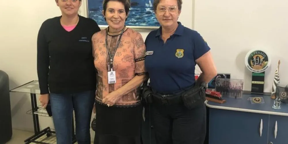 Imagem ilustrativa da imagem Elizabeth comemora presença de mulheres no ‘primeiro escalão’