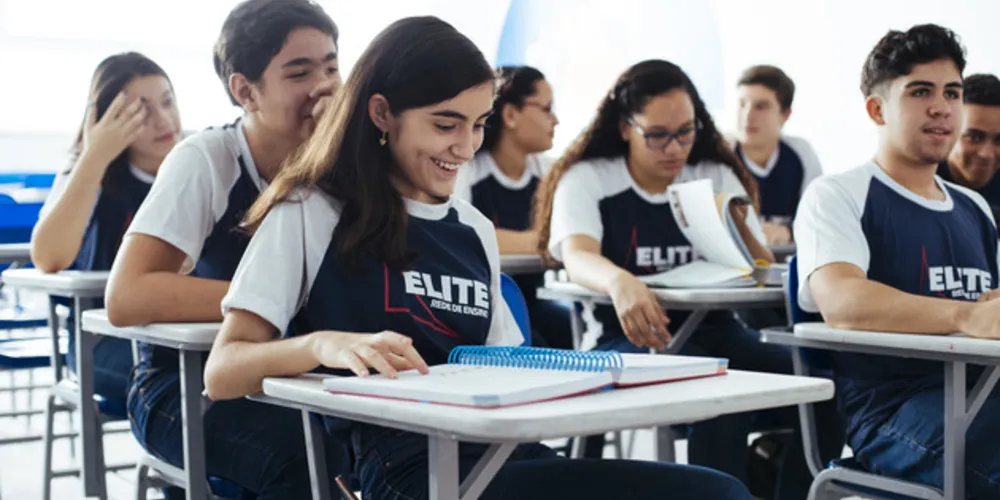 Ao participar do Bolsão, o aluno poderá estudar com desconto de até 90% nas mensalidades em uma escola que aprova nos concursos mais difíceis do país