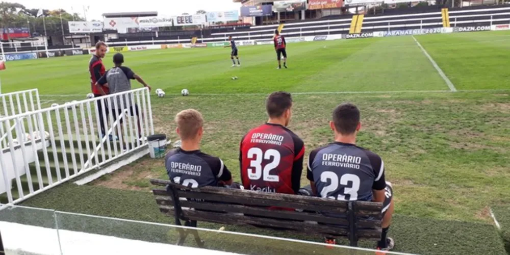 Imagem ilustrativa da imagem Operário realiza último treino antes de duelo com o Coritiba