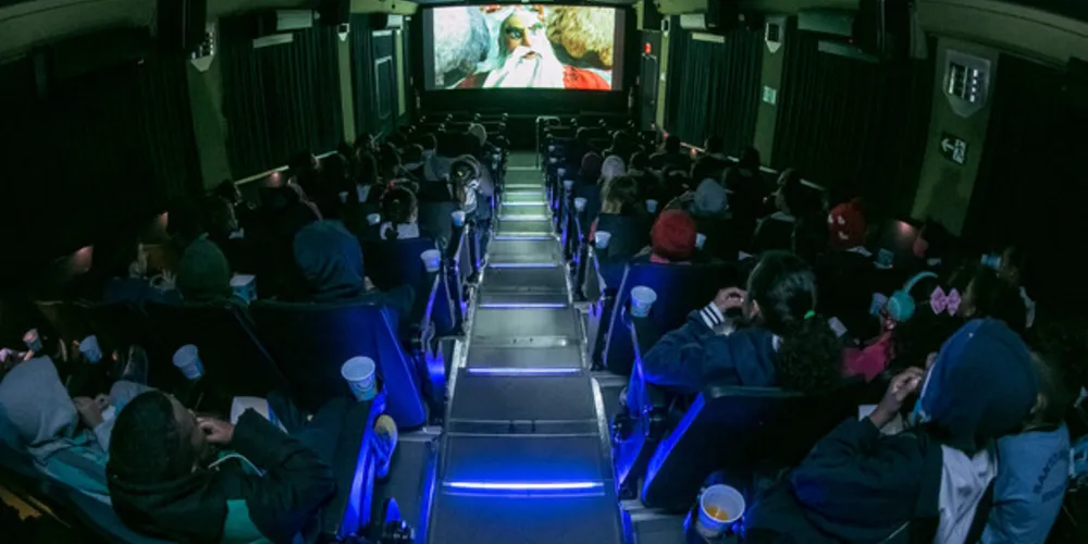 Guamiranga, Irati e Porto Amazonas são os municípios que receberão o cinema itinerante com exibições gratuitas de filmes para a população