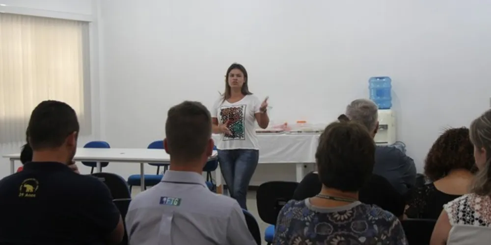 A intenção é que o Município, através da ação de ‘atividade de saúde extra muro’, leve seus serviços de saúde para dentro das empresas