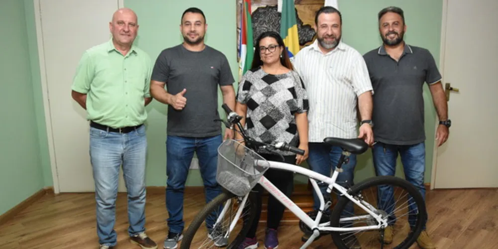 Imagem ilustrativa da imagem Carambeí premia vencedoras do Programa Bem Estar
