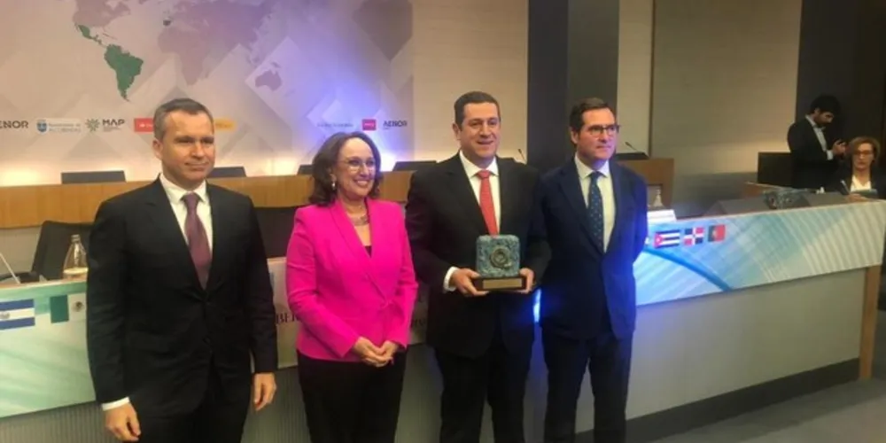 Entrega do Prêmio foi realizada nessa terça (04)