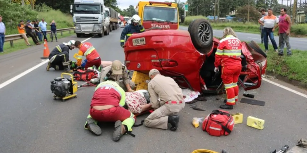 Grave acidente aconteceu na manhã desta quinta-feira (6) na Rodovia do Café