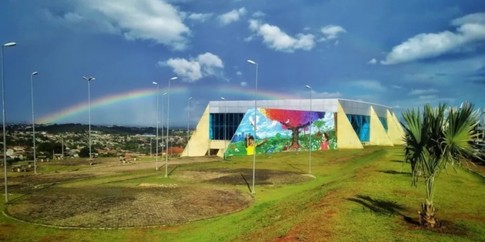 Carlos Eduardo Chagas Pereira enquadrou a Arena Multiuso numa composição fantástica de imagem