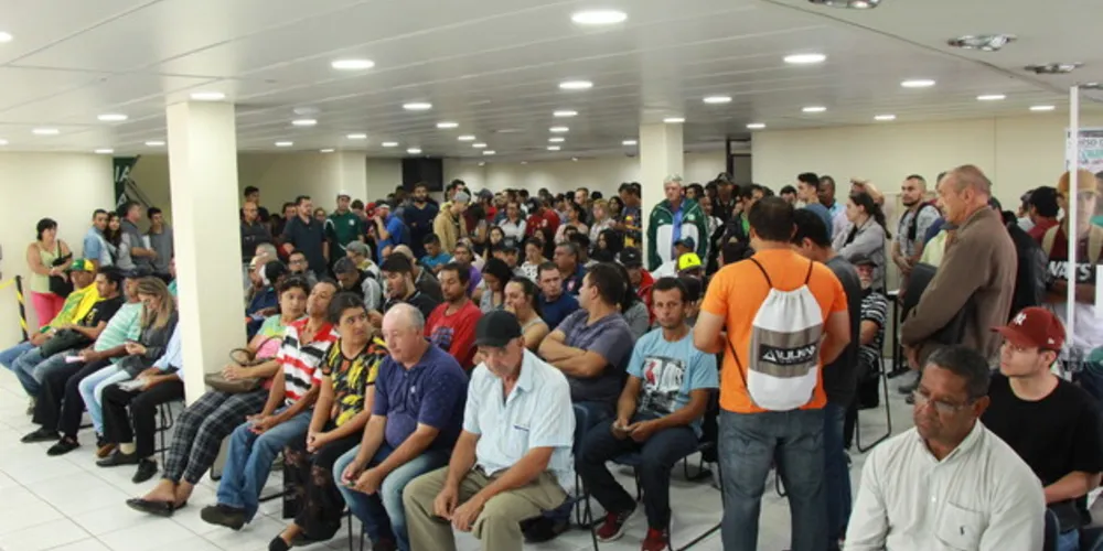 No decorrer do mês, 138 candidatos conseguiram uma vaga no mercado de trabalho