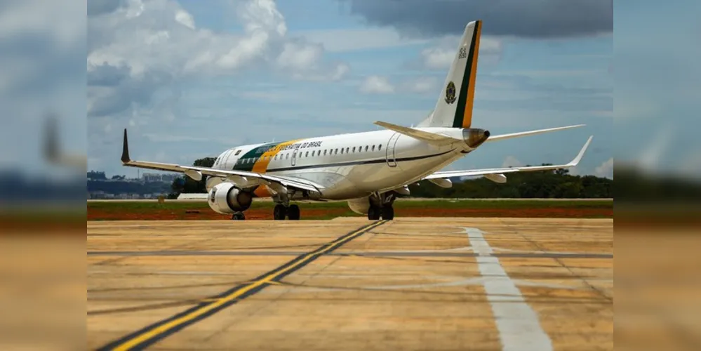 Eles vieram em dois aviões da Força Aérea Brasileira (FAB) enviados ao país asiático na última quarta-feira (5)