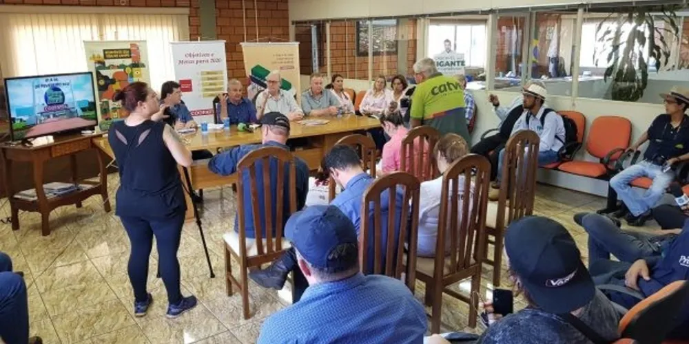  balanço foi apresentado em coletiva à imprensa pelo presidente da Coopavel, Dilvo Grolli
