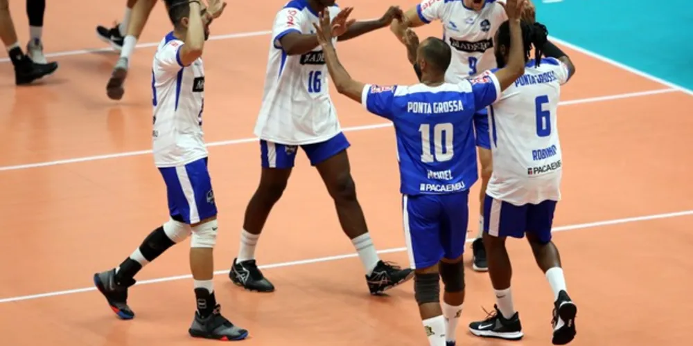 Com a vitória time chega aos seis pontos