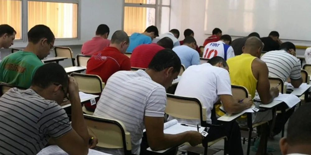 Prefeitura Municipal de Porto do Amazonas está com 35 vagas para cargos de nível fundamental, médio e superior