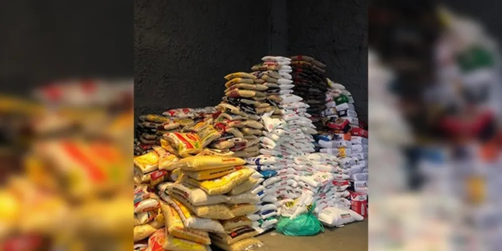 Os alimentos arrecadados foram doados para a Colméia Espírita Vovó Abigail 
