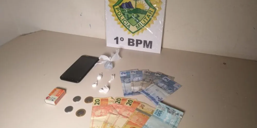 Drogas estavam no carro de aplicativo abordado pela PM no Santa Paula