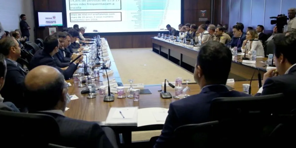 Objetivos são melhorar a aprendizagem e preparar os alunos para demandas do mercado de trabalho.