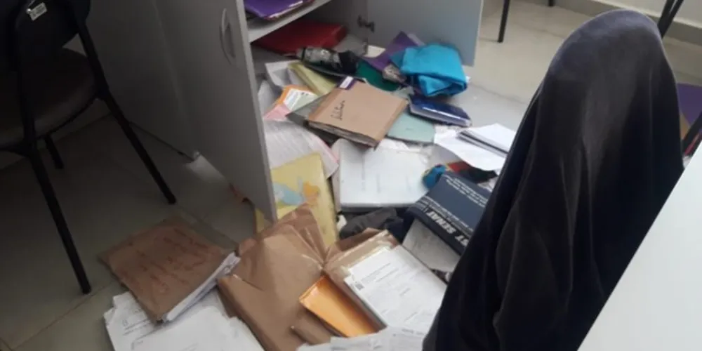 As autoridades responsáveis ainda realizam um levantamento de todas as peças que foram furtadas. 