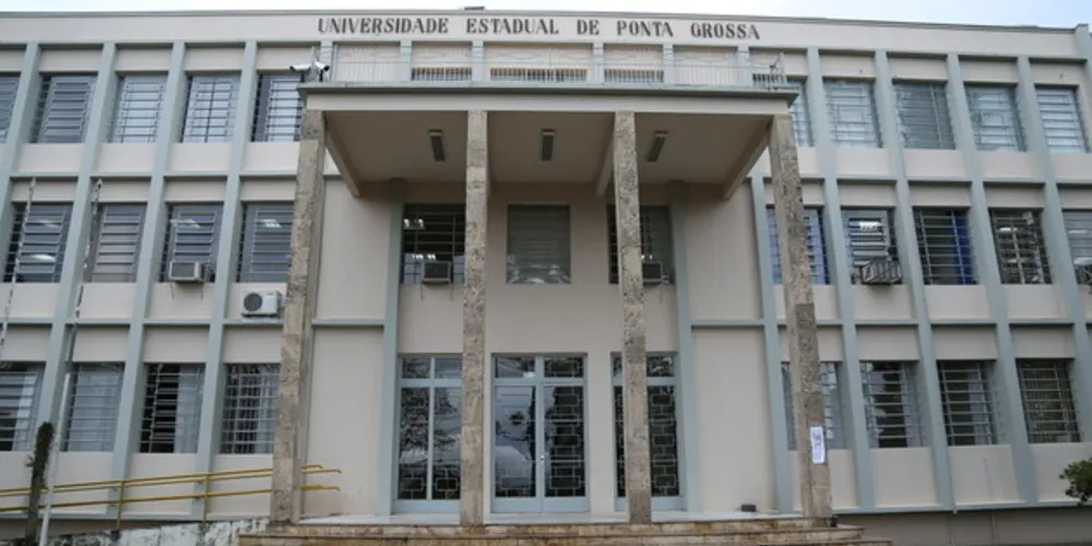 As notas são baseadas em 13 indicadores que medem o desempenho das instituições em ensino, pesquisa, transferência de conhecimento e perspectivas internacionais.