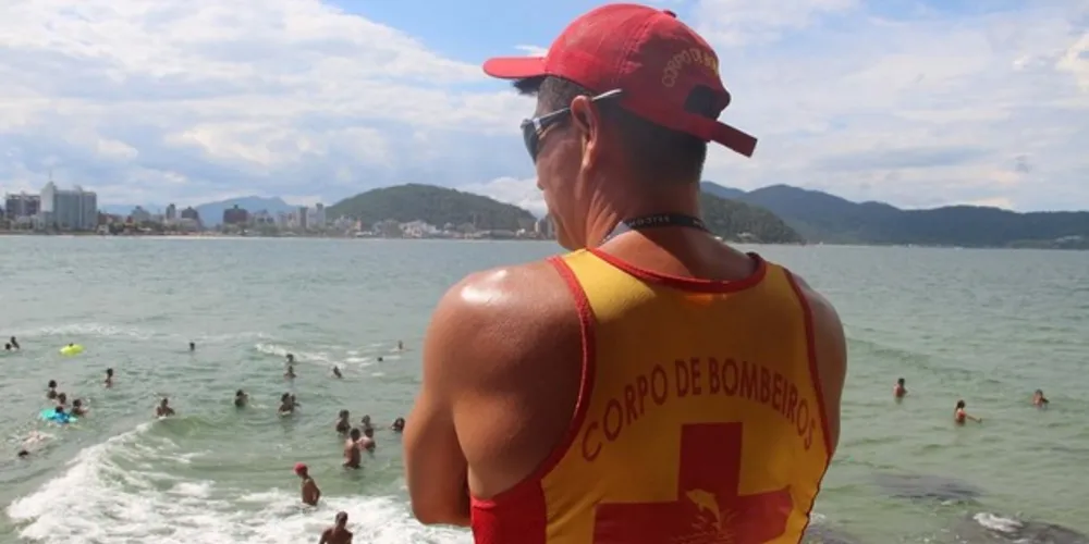 Foram três casos, contra oito da temporada anterior. O número de afogamentos graves caiu de 17 para 7 casos. 