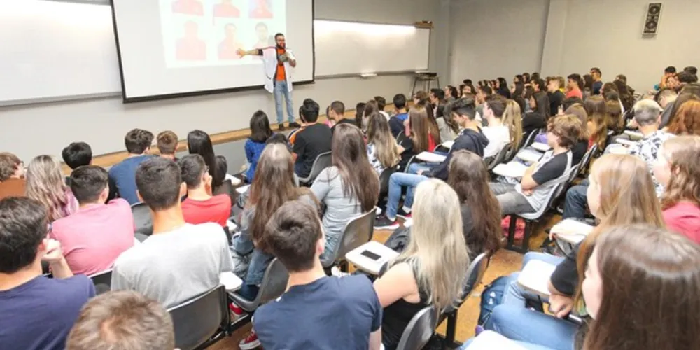 As inscrições podem ser feitas até o início das aulas, tanto no pré-cadastro online pelo site, como na secretaria do Sepam Vestibulares.