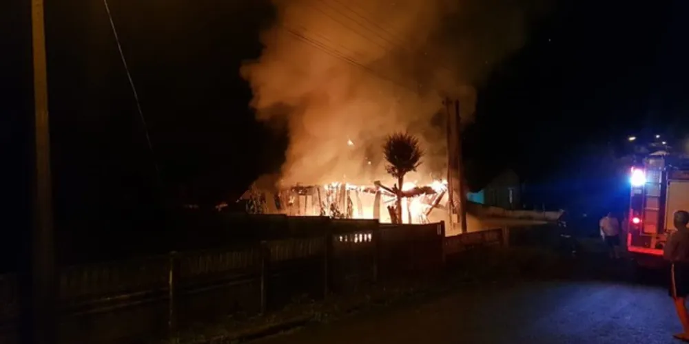 Corpo foi encontrado em meio aos destroços da residência