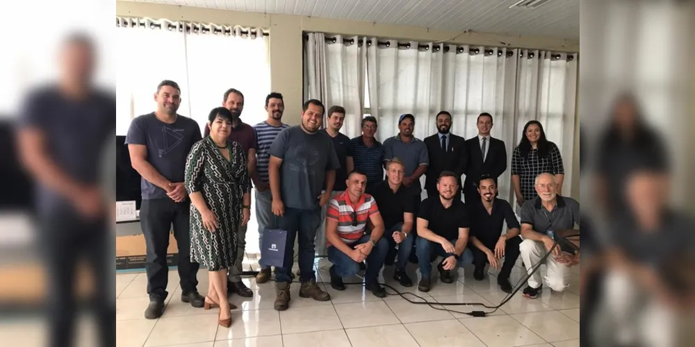 O encontro contou com a presença de três advogados do agronegócio, uma médica veterinária que trabalha com soluções agropecuárias e da equipe técnica da SMAPA