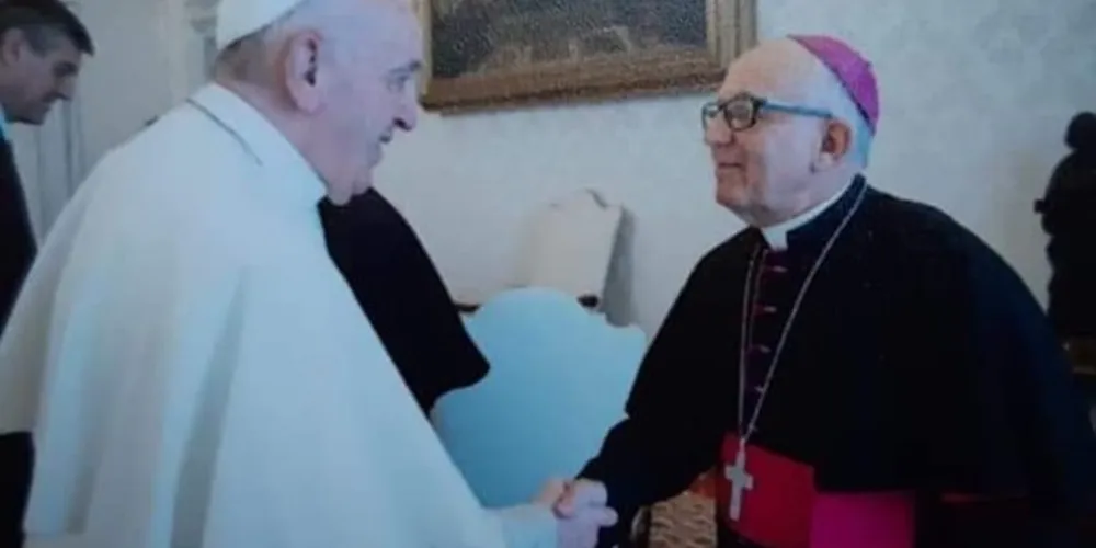 Imagem ilustrativa da imagem Dom Sérgio se encontra com o Papa Francisco