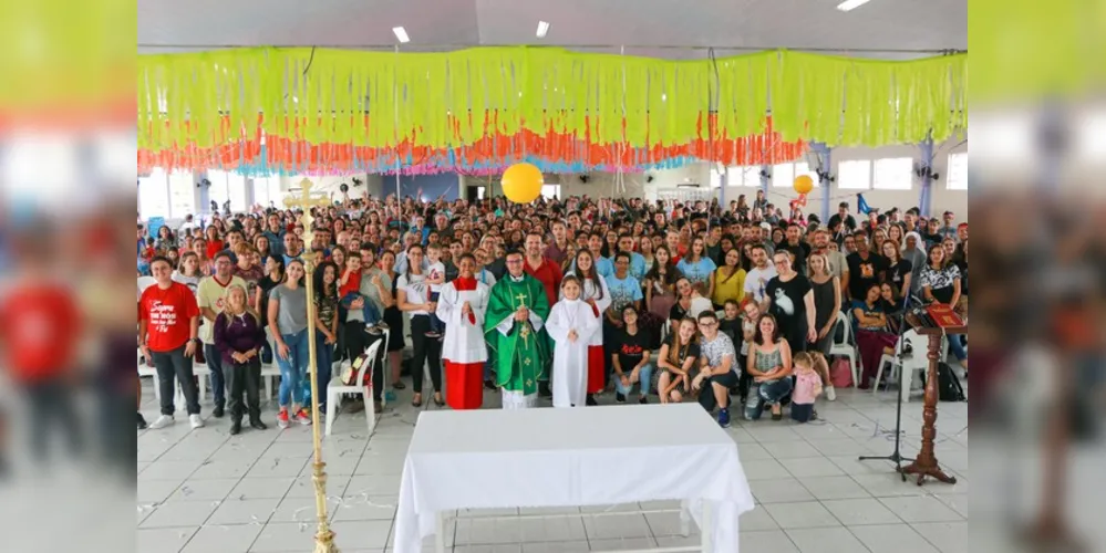 Chamado em seu início de ‘Carnaval Cristão’, o Saron atraiu perto de mil pessoas durante toda a terça-feira