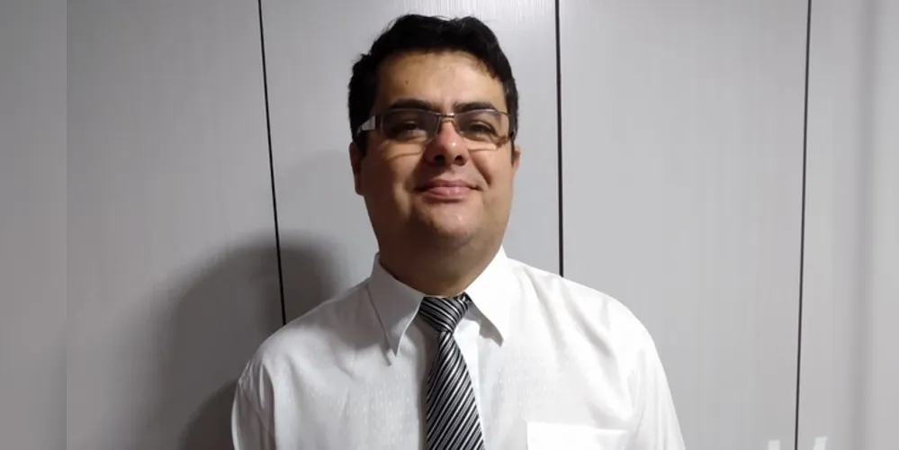 Fábio trabalha nas escolas do campo Professora Adelaide W. Prins e Professor Argemiro Luiz de Lima